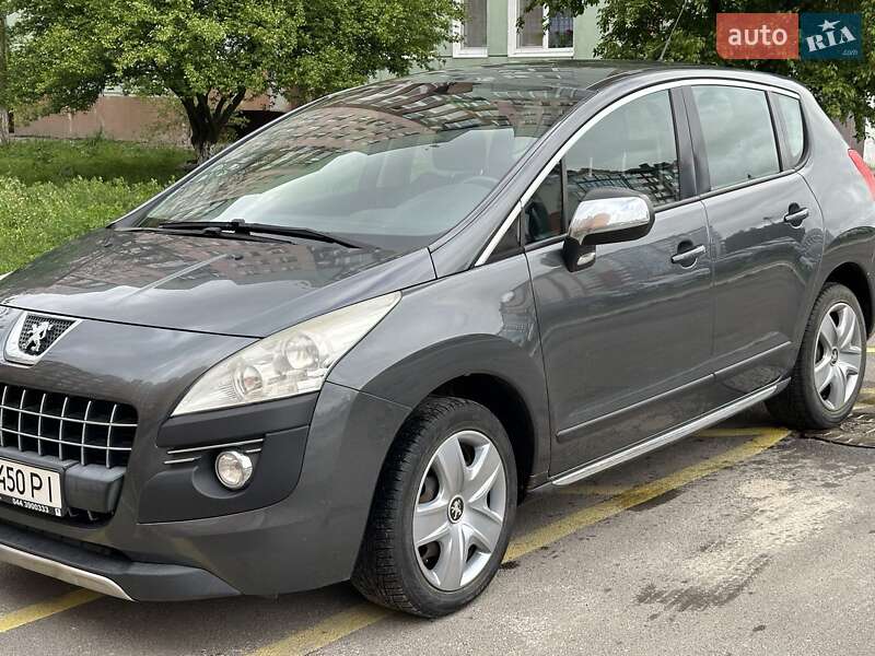 Внедорожник / Кроссовер Peugeot 3008 2010 в Вараше