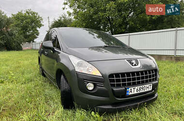 Позашляховик / Кросовер Peugeot 3008 2009 в 