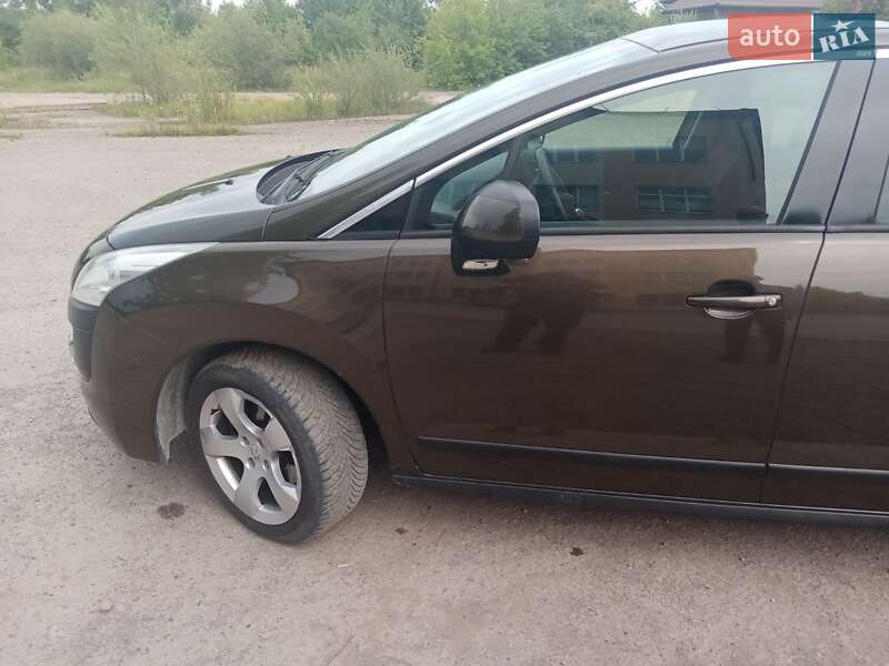 Внедорожник / Кроссовер Peugeot 3008 2010 в Ивано-Франковске фото 6 Внедорожник / Кроссовер Peugeot 3008 2010 в Ивано-Франковске