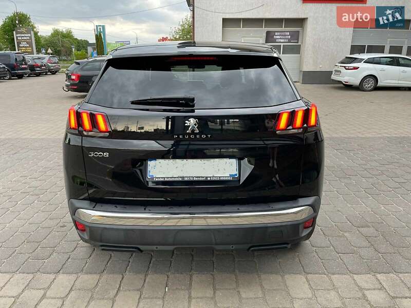 Позашляховик / Кросовер Peugeot 3008 2017 в Луцьку