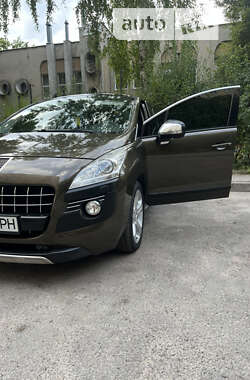 Позашляховик / Кросовер Peugeot 3008 2011 в Львові