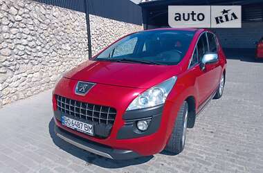 Внедорожник / Кроссовер Peugeot 3008 2011 в Тернополе