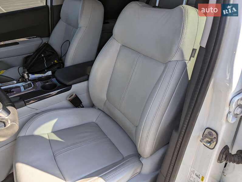 Позашляховик / Кросовер Peugeot 3008 2015 в Сумах