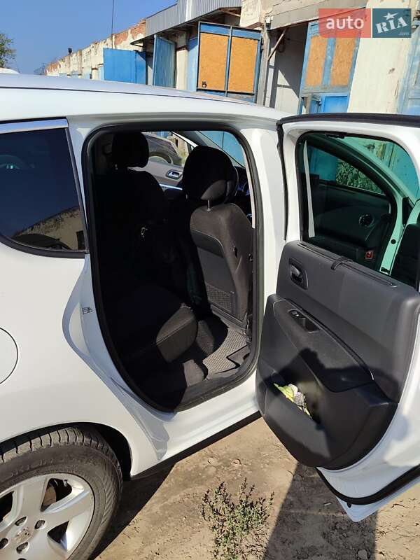 Внедорожник / Кроссовер Peugeot 3008 2013 в Татарбунарах