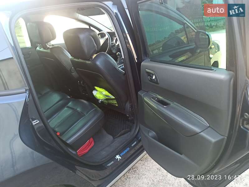 Позашляховик / Кросовер Peugeot 3008 2010 в Полтаві