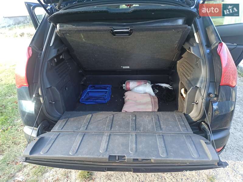 Позашляховик / Кросовер Peugeot 3008 2010 в Полтаві