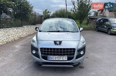 Позашляховик / Кросовер Peugeot 3008 2011 в 