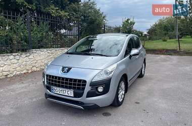 Позашляховик / Кросовер Peugeot 3008 2011 в 