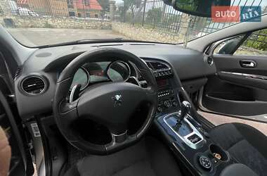 Позашляховик / Кросовер Peugeot 3008 2011 в 