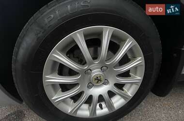 Позашляховик / Кросовер Peugeot 3008 2011 в 