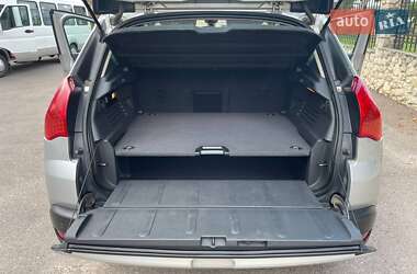 Позашляховик / Кросовер Peugeot 3008 2011 в 