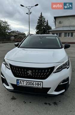 Позашляховик / Кросовер Peugeot 3008 2017 в 