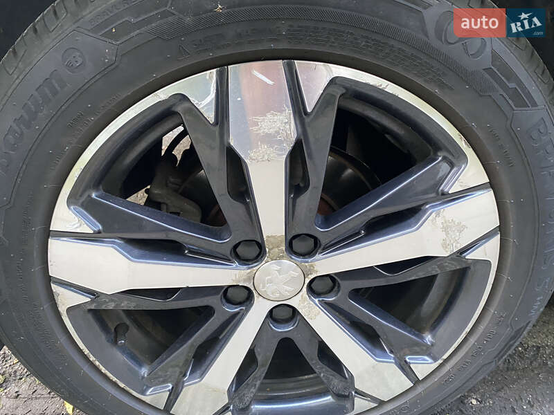 Внедорожник / Кроссовер Peugeot 3008 2017 в Львове фото 24 Внедорожник / Кроссовер Peugeot 3008 2017 в Львове