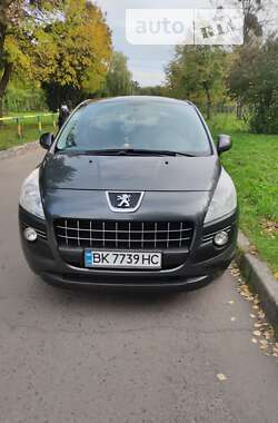 Позашляховик / Кросовер Peugeot 3008 2012 в Рівному