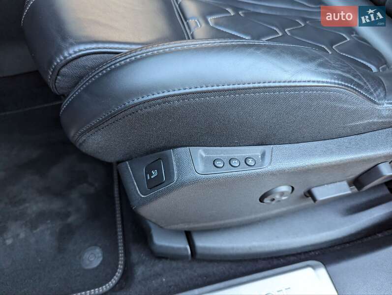 Внедорожник / Кроссовер Peugeot 3008 2020 в Львове фото 17 Внедорожник / Кроссовер Peugeot 3008 2020 в Львове