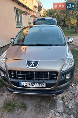 Позашляховик / Кросовер Peugeot 3008 2010 в Жовкві