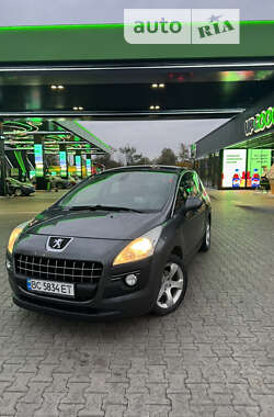 Внедорожник / Кроссовер Peugeot 3008 2011 в Стрые