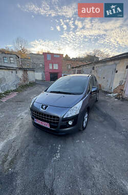 Позашляховик / Кросовер Peugeot 3008 2012 в Львові