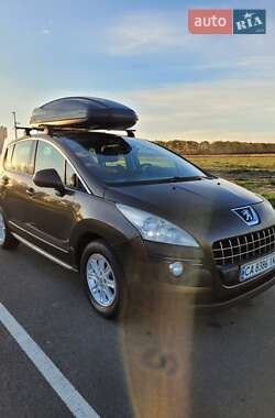 Внедорожник / Кроссовер Peugeot 3008 2011 в Черкассах