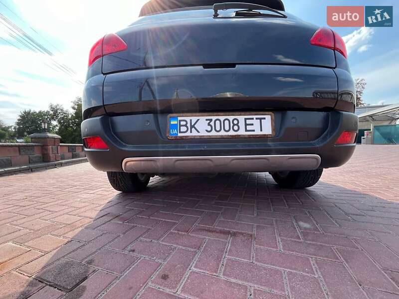 Позашляховик / Кросовер Peugeot 3008 2012 в Рівному