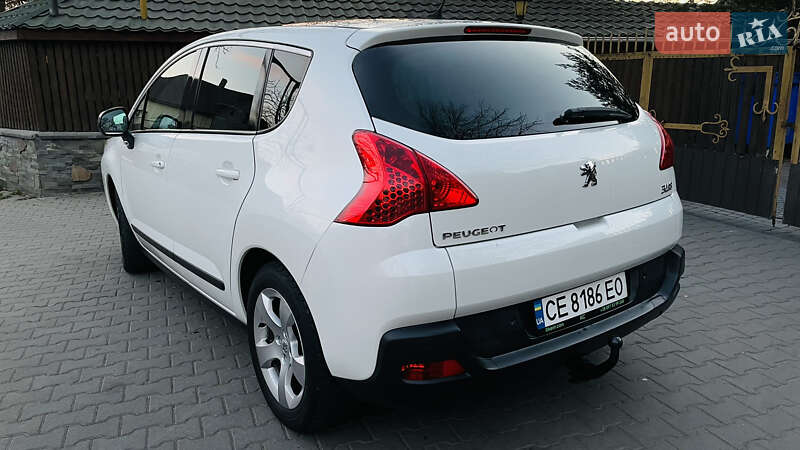 Внедорожник / Кроссовер Peugeot 3008 2010 в Сторожинце