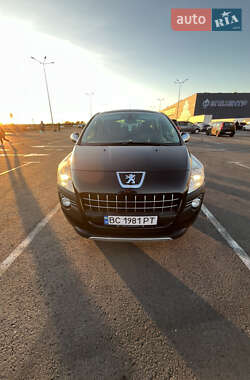 Позашляховик / Кросовер Peugeot 3008 2010 в Львові