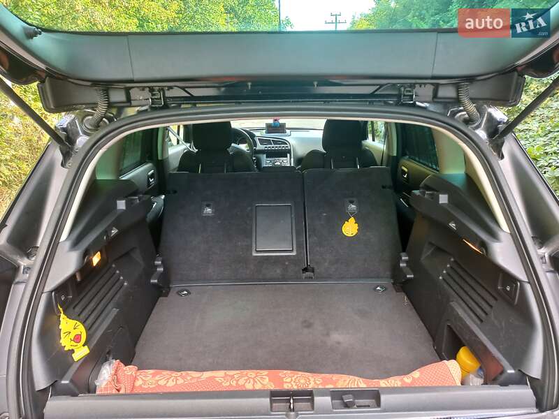 Позашляховик / Кросовер Peugeot 3008 2009 в Рівному