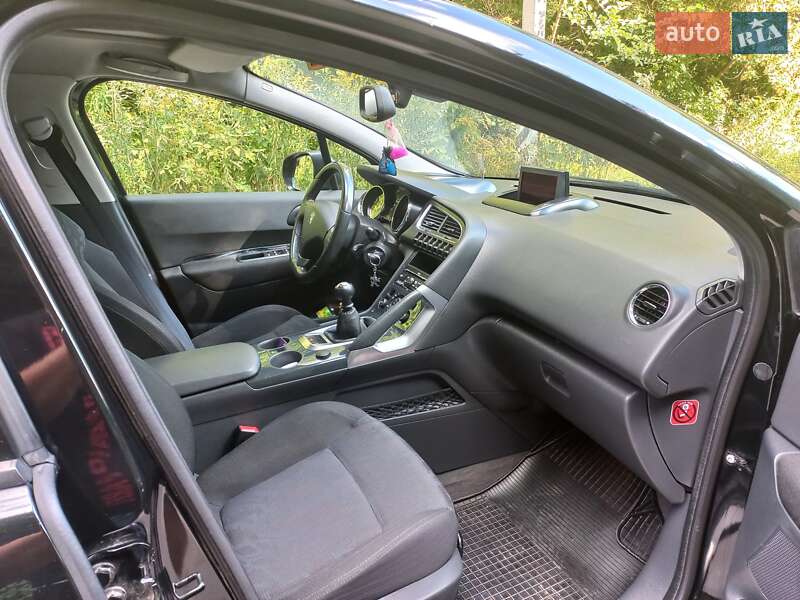 Позашляховик / Кросовер Peugeot 3008 2009 в Рівному