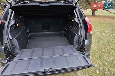 Внедорожник / Кроссовер Peugeot 3008 2014 в 
