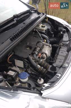 Внедорожник / Кроссовер Peugeot 3008 2011 в 