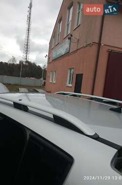 Внедорожник / Кроссовер Peugeot 3008 2011 в 