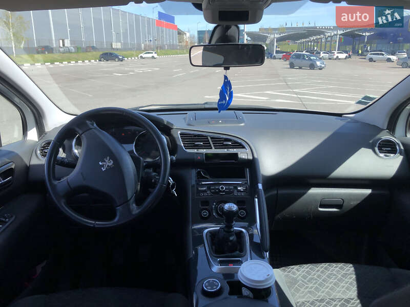 Позашляховик / Кросовер Peugeot 3008 2014 в Рівному