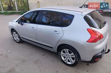 Позашляховик / Кросовер Peugeot 3008 2010 в Калуші