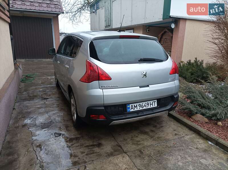 Внедорожник / Кроссовер Peugeot 3008 2011 в Звягеле