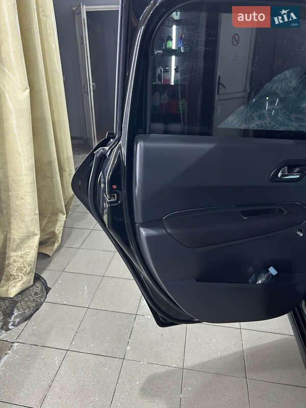 Внедорожник / Кроссовер Peugeot 3008 2011 в Киеве