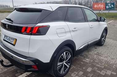 Внедорожник / Кроссовер Peugeot 3008 2020 в Киеве