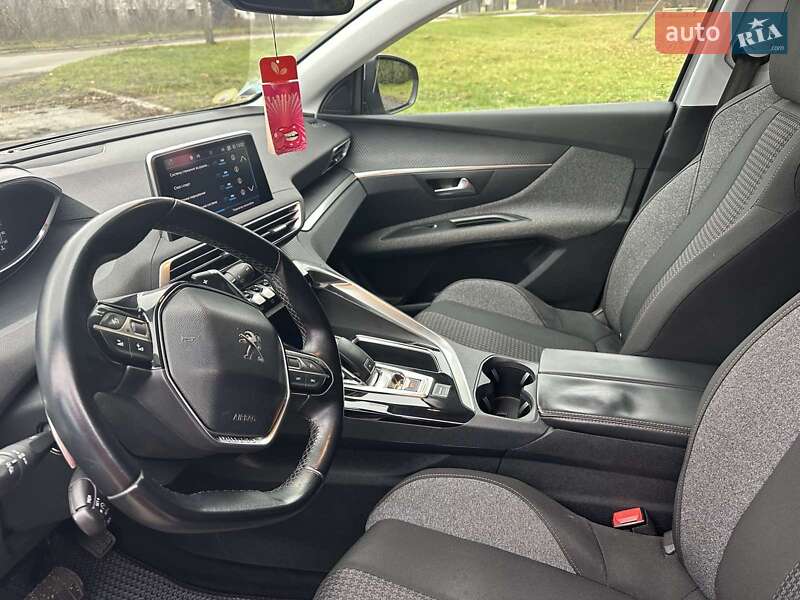Позашляховик / Кросовер Peugeot 3008 2018 в Радивиліві