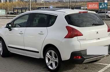 Позашляховик / Кросовер Peugeot 3008 2012 в Києві