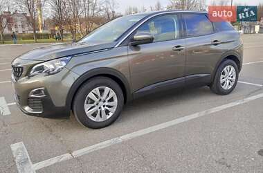 Внедорожник / Кроссовер Peugeot 3008 2020 в Киеве