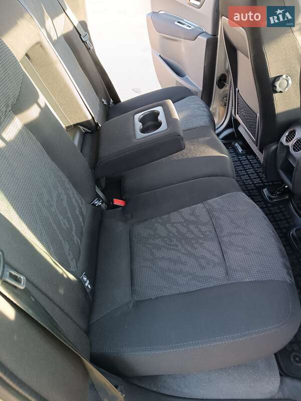 Внедорожник / Кроссовер Peugeot 3008 2011 в Калуше