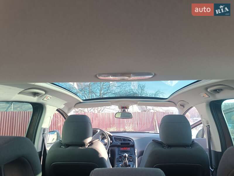 Позашляховик / Кросовер Peugeot 3008 2013 в Коростені