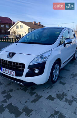 Внедорожник / Кроссовер Peugeot 3008 2013 в Луцке