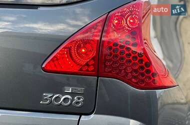 Позашляховик / Кросовер Peugeot 3008 2013 в Стрию