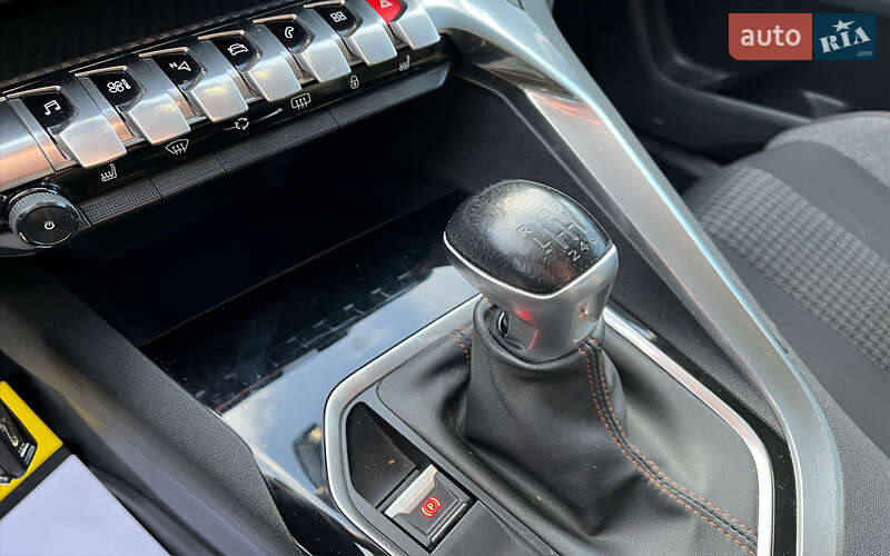 Внедорожник / Кроссовер Peugeot 3008 2019 в Коломые