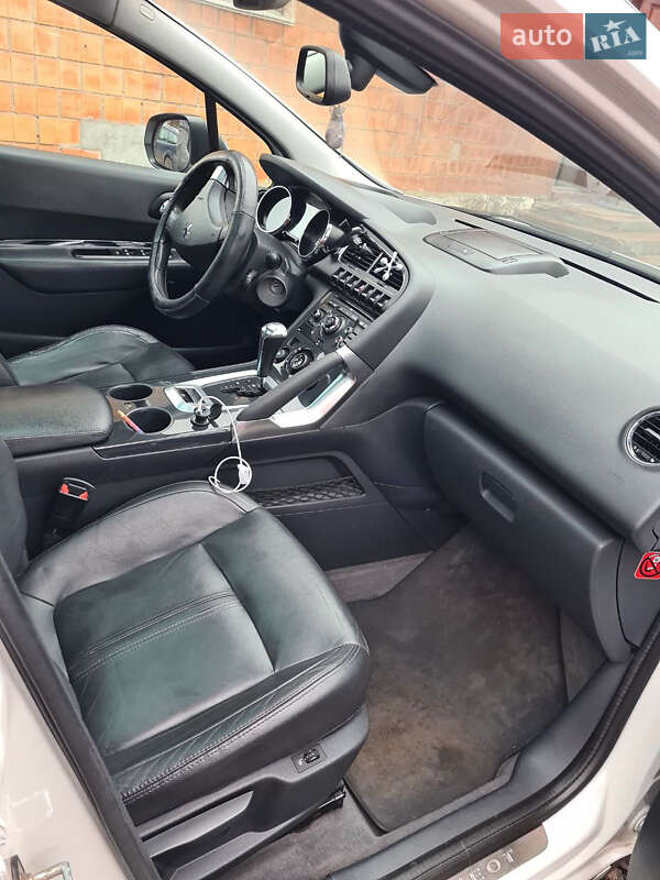 Позашляховик / Кросовер Peugeot 3008 2010 в Вінниці