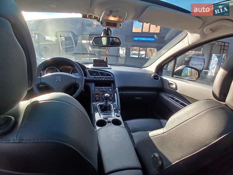 Внедорожник / Кроссовер Peugeot 3008 2012 в Гадяче