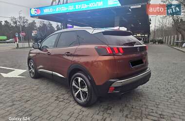 Внедорожник / Кроссовер Peugeot 3008 2019 в Киеве