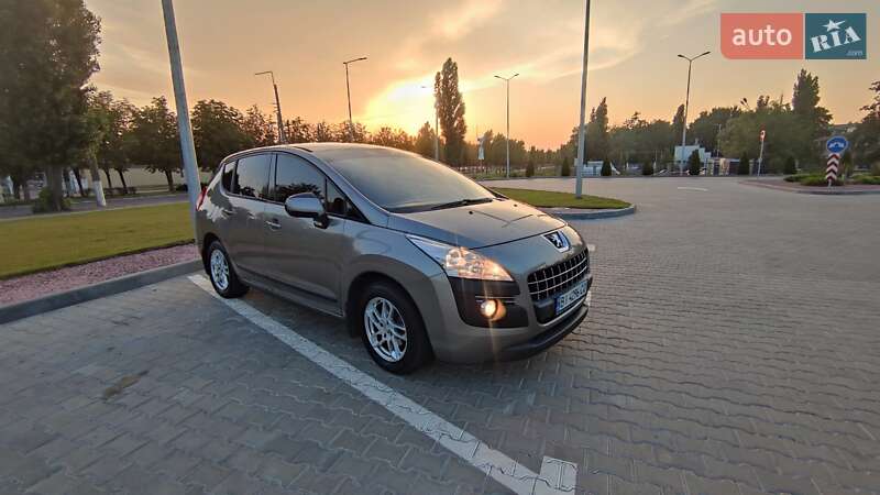 Внедорожник / Кроссовер Peugeot 3008 2011 в Александрие