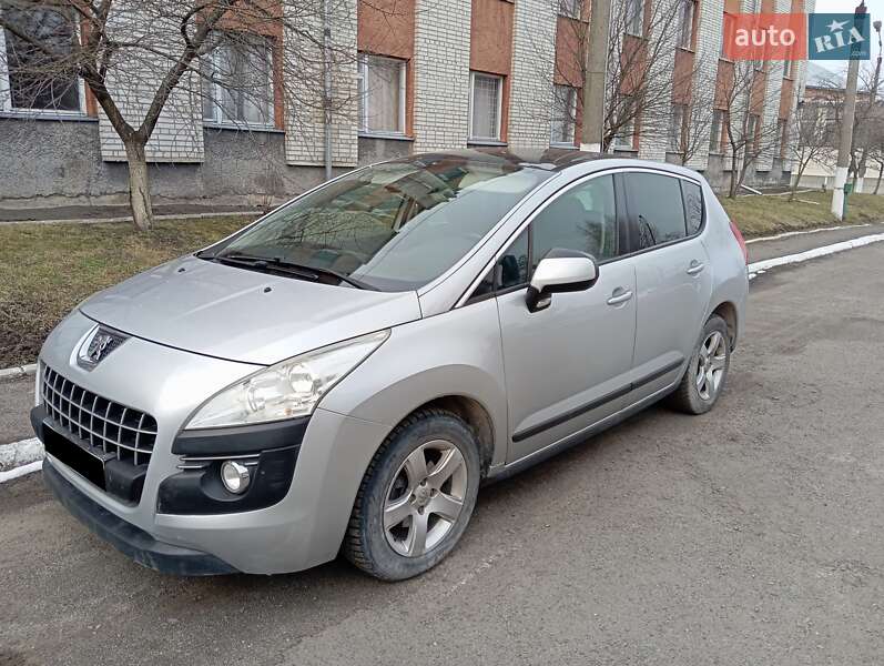 Позашляховик / Кросовер Peugeot 3008 2010 в Львові