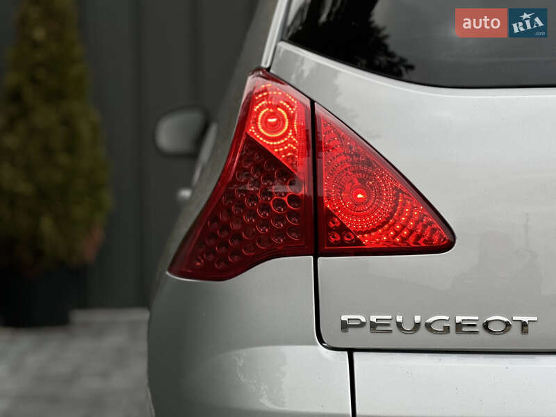 Внедорожник / Кроссовер Peugeot 3008 2013 в Смыге